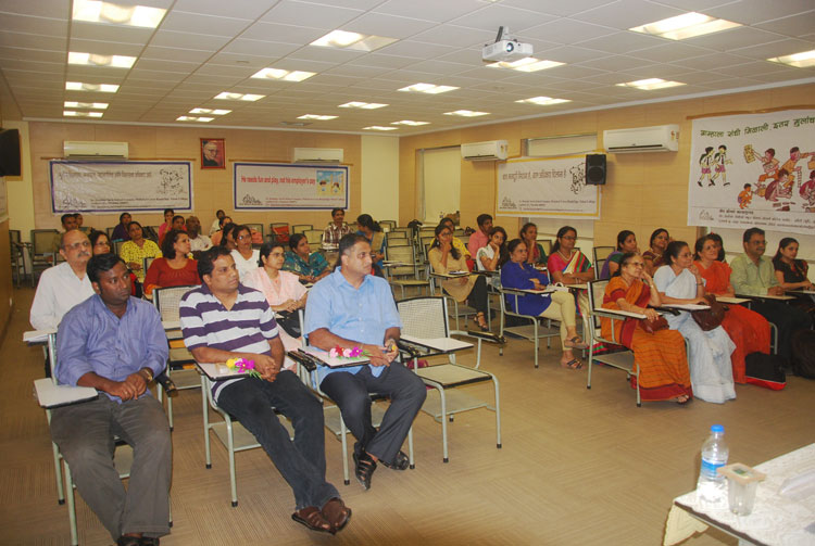 panel-discussion-1
