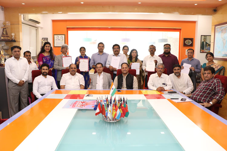 taloja-industries-tie-up-with-pillai-group-of-institutions-1