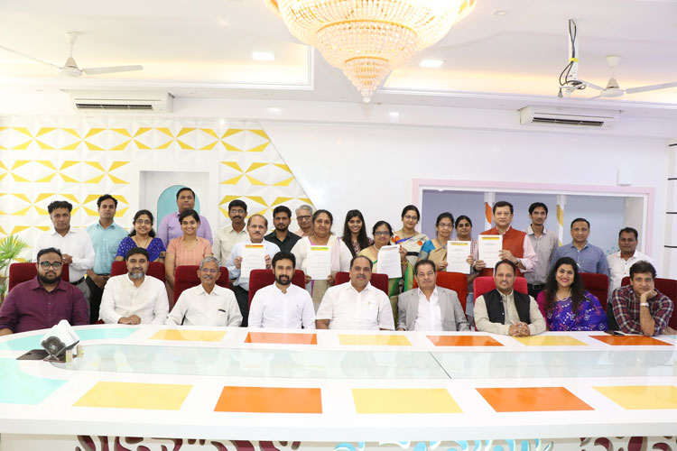 taloja-industries-tie-up-with-pillai-group-of-institutions-2
